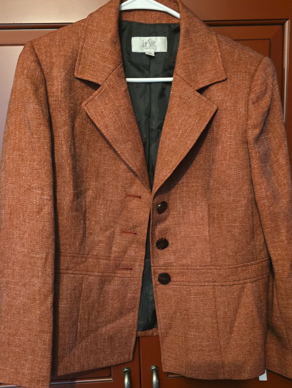 Le Suit Rust Tweed Women's Blazer - Tailored Notch Lapel